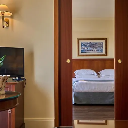 Palace Hotel 4*