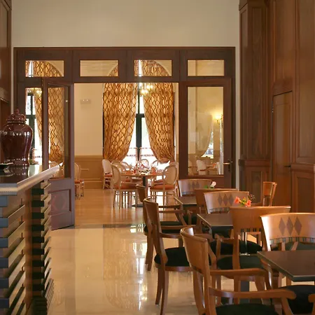 Palace Hotel
