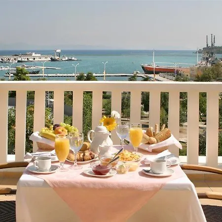 Palace 4* Volos