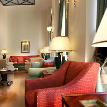Palace 4*
