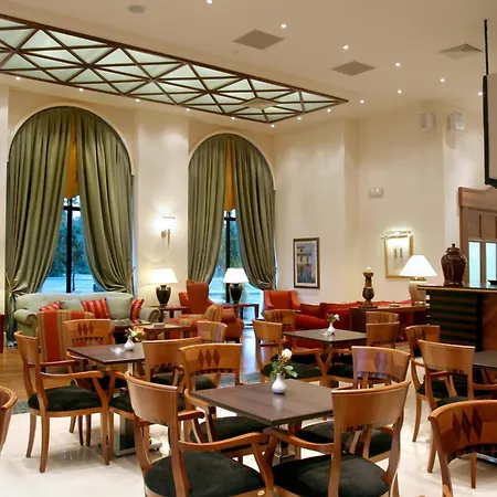 Palace Hotel