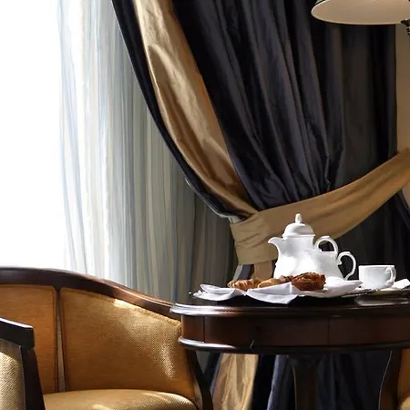 Palace Hotel 4*