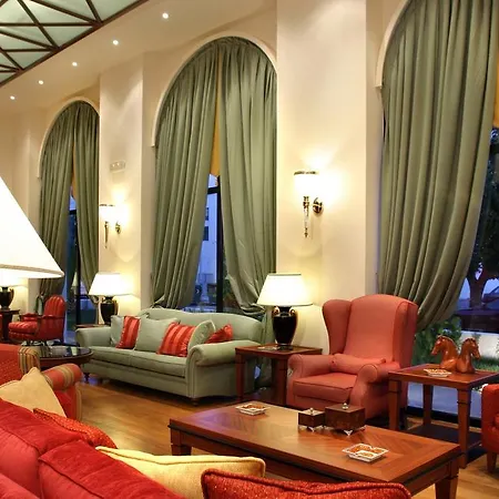 Palace 4* Volos